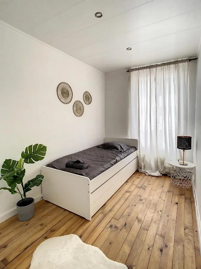 Grand Cozy Appart - Proche Metro Paris - Spots Touristiques Ivry-sur-Seine 0*,